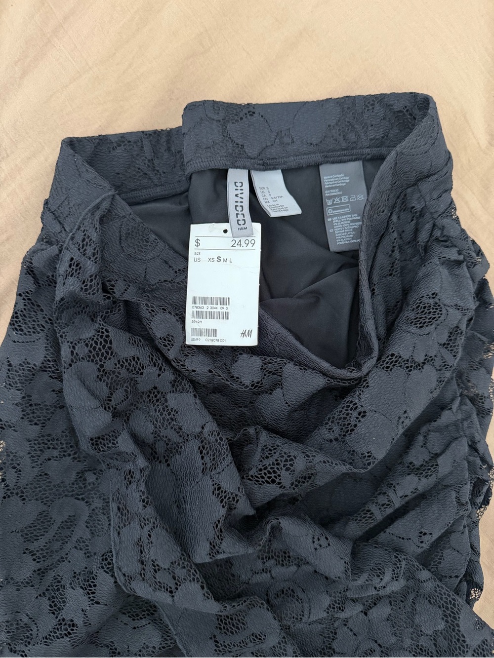 H&M Black Lace Pencil Skirt